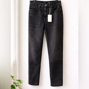 Good American Jeans Size 8/29 Black Relaxed Straight Mid Rise NWT